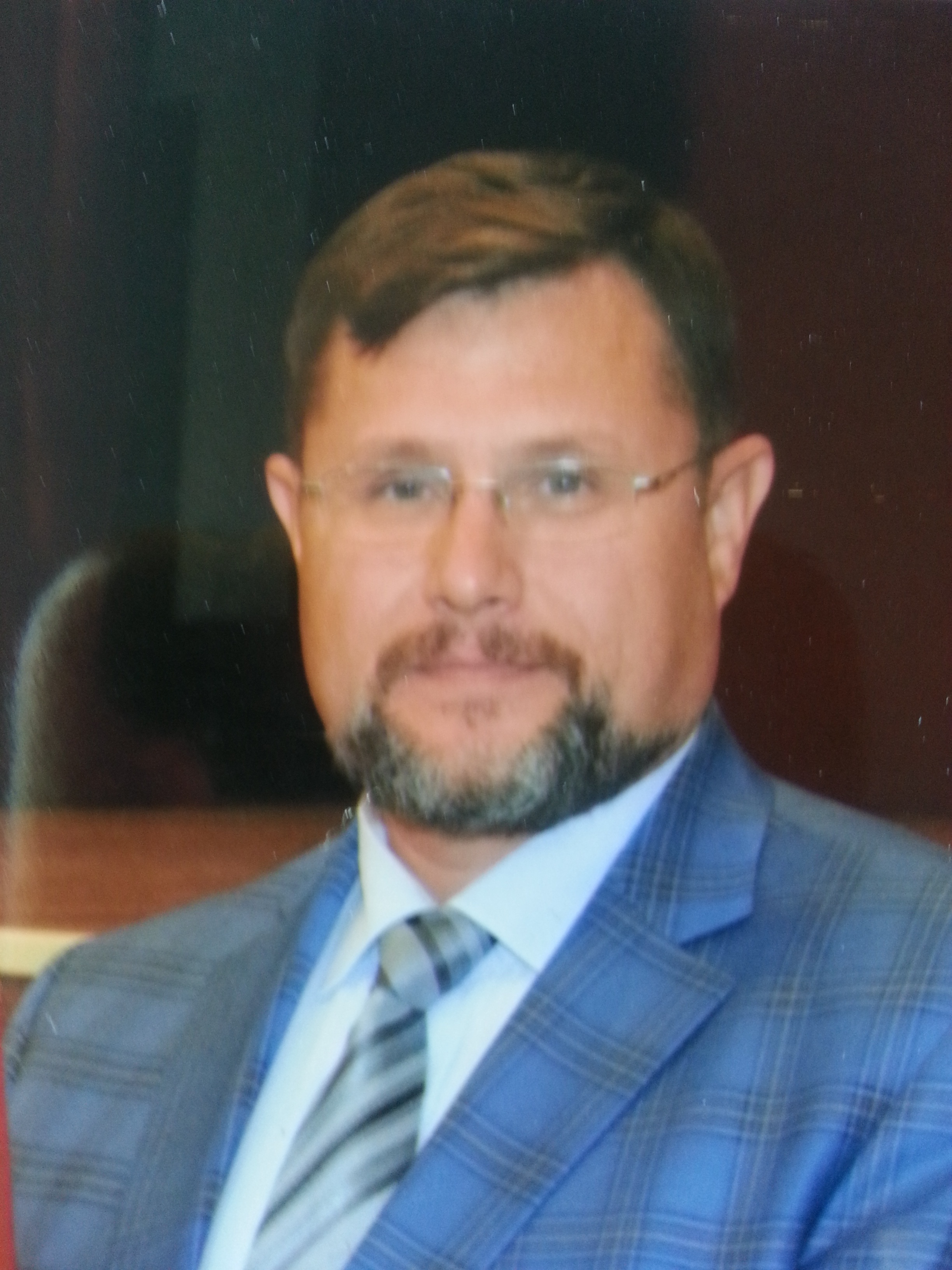 Dr. TAYFUN YÜCESOY